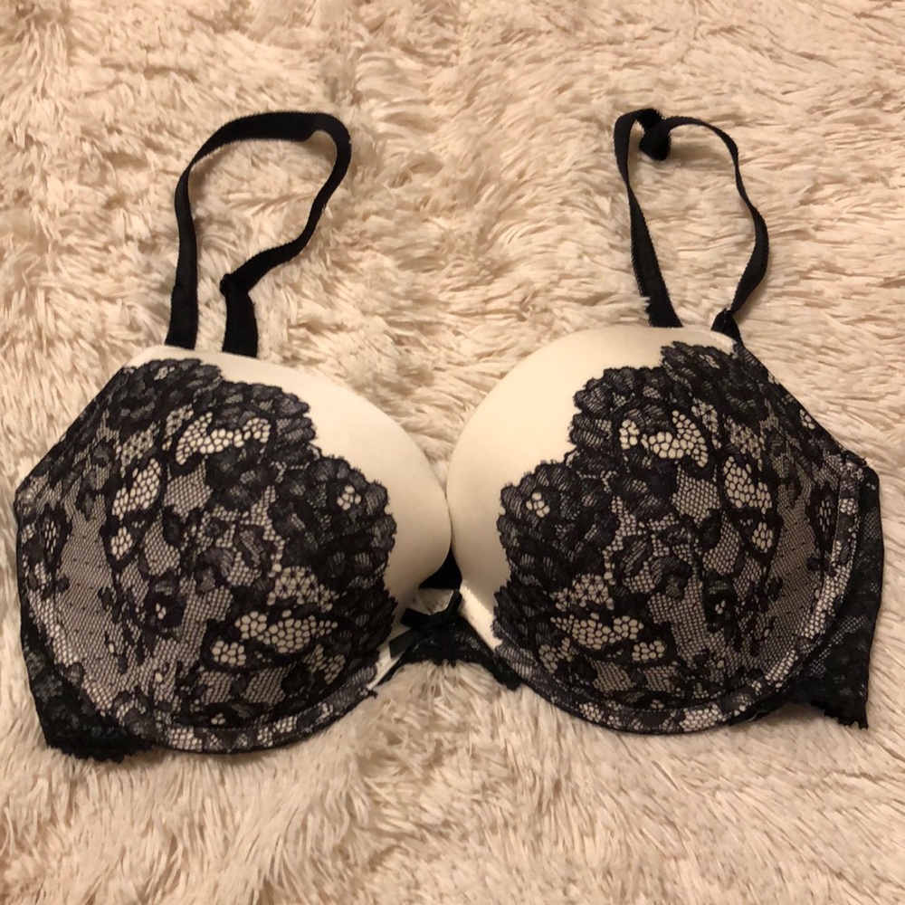 Victoria Secret Bra